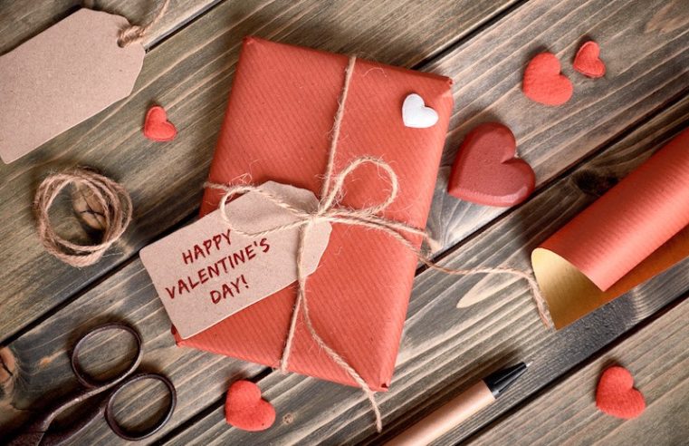 How to Be the Best Gift-Giver This Valentine’s Day