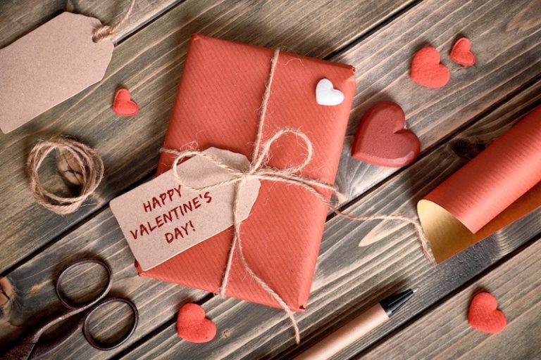 How to Be the Best Gift-Giver This Valentine’s Day